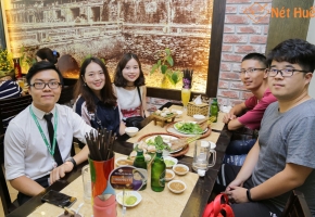 Khách hàng Nét Huế Thái Hà 